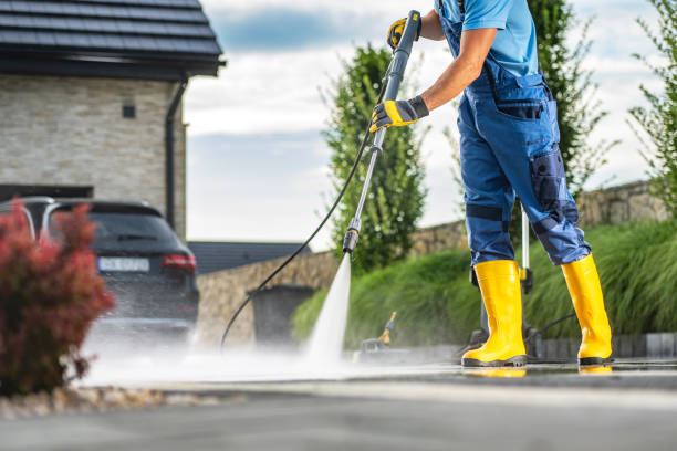 Why Choose Our Certified Pressure Washing Experts for Your Project Needs in Ottawa, IL?